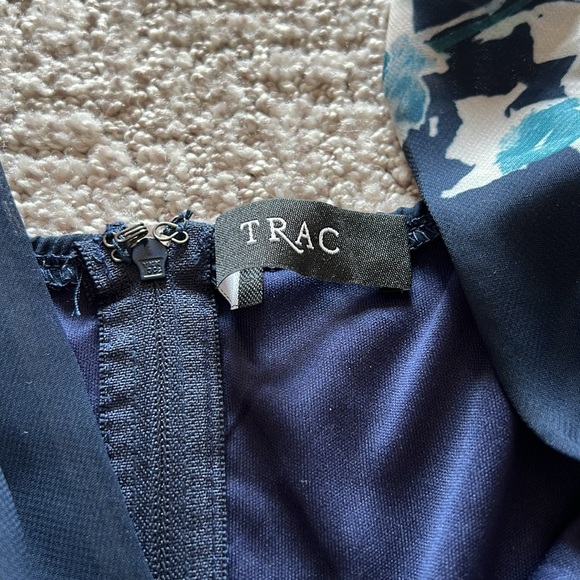 Trac High-Low Navy Floral Dress - Picture 5 of 6